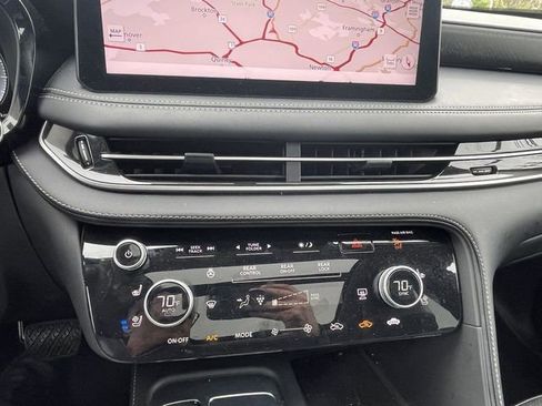 Certified 2025 INFINITI QX60 Sensory AWD/4WD image 16
