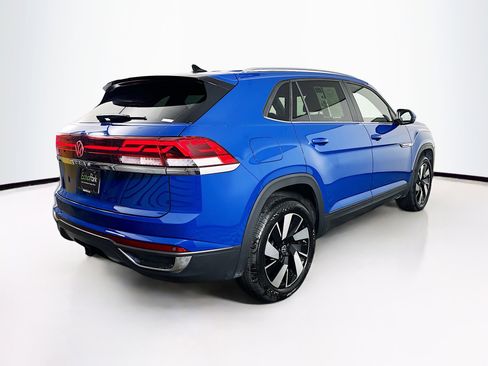 Used 2025 Volkswagen Atlas Cross Sport SE image 9