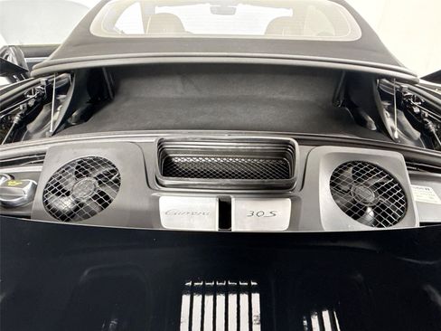 Used 2017 Porsche 911 Carrera S image 37