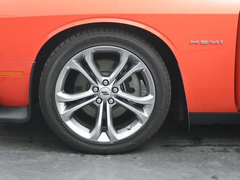 Used 2022 Dodge Challenger R/T w/ Shaker Package RWD image 31