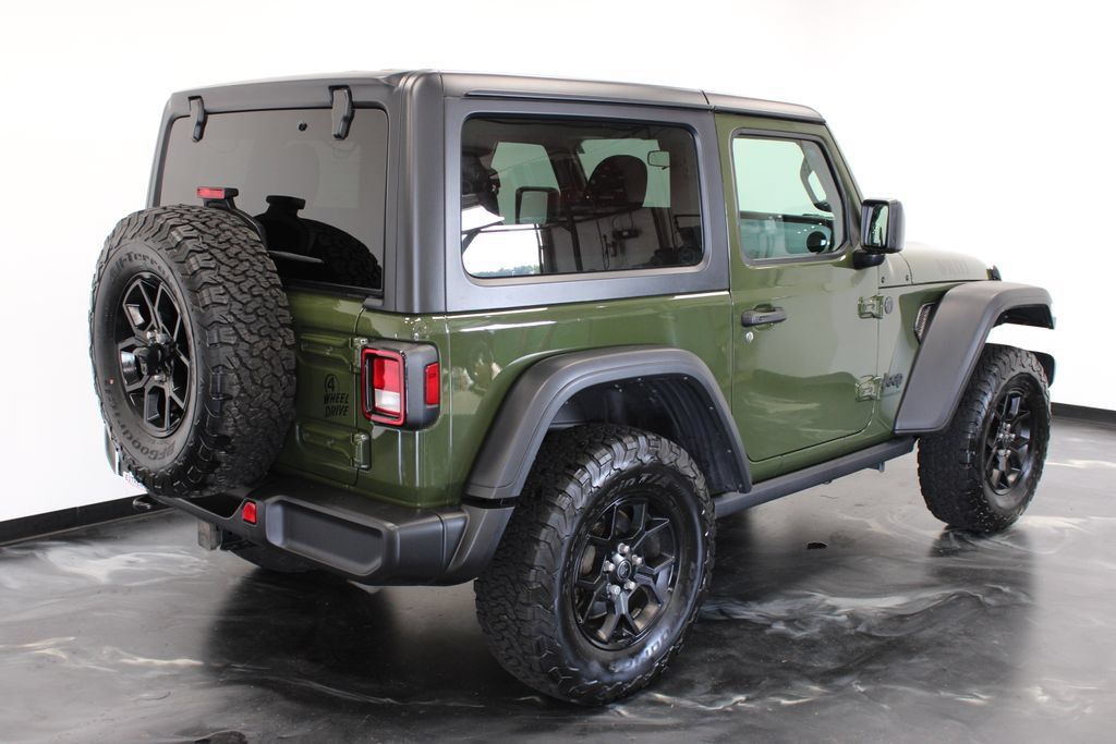 Used 2024 Jeep Wrangler Sport AWD/4WD image 6