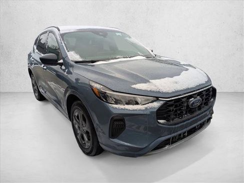 Certified 2023 Ford Escape ST-Line w/ Tech Pack #1 image 3