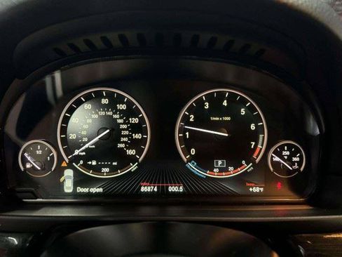 Used 2014 BMW 550i xDrive Sedan AWD/4WD image 23