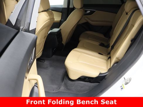Used 2019 Audi Q8 Premium w/ Convenience Package image 30