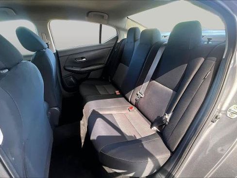 Certified 2023 Nissan Sentra SV FWD image 19