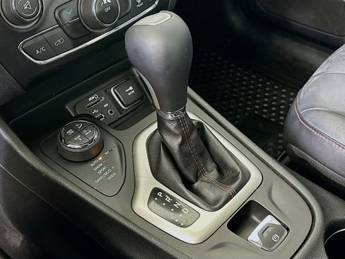 Used 2014 Jeep Cherokee Trailhawk w/ Leather Interior Group image 22