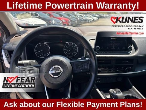 Used 2023 Nissan Rogue S AWD/4WD image 18
