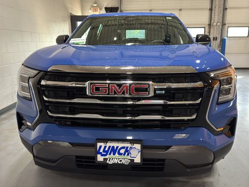 Used 2026 GMC Terrain Elevation AWD/4WD image 8