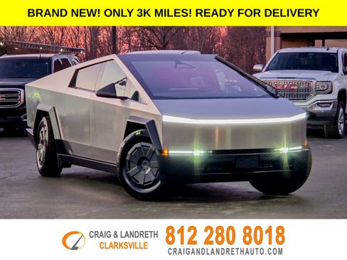Used 2025 Tesla Cybertruck AWD Crew Cab image 1