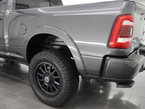 Used 2022 RAM 2500 Laramie AWD/4WD image 32