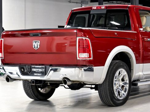 Used 2014 RAM 1500 Laramie w/ Convenience Group RWD image 17
