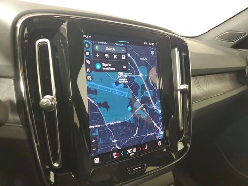 Certified 2023 Volvo C40 P8 Recharge Ultimate image 30