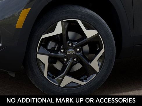 New 2026 Kia Seltos S image 9