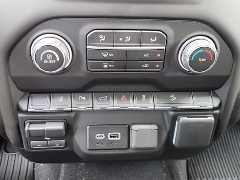 New 2026 Chevrolet Silverado 2500 Custom w/ Custom Value Package AWD/4WD image 21
