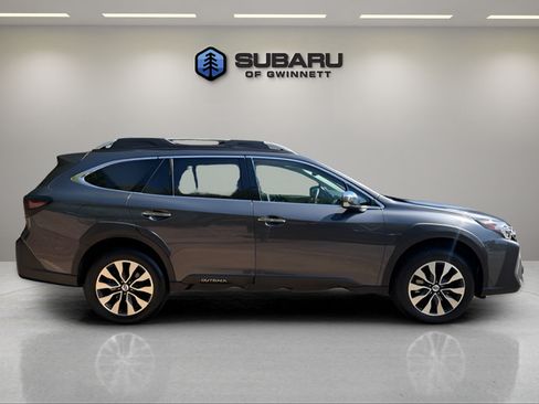 Used 2024 Subaru Outback Touring XT AWD/4WD image 6