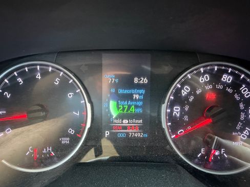 Used 2019 Toyota RAV4 LE AWD/4WD image 14