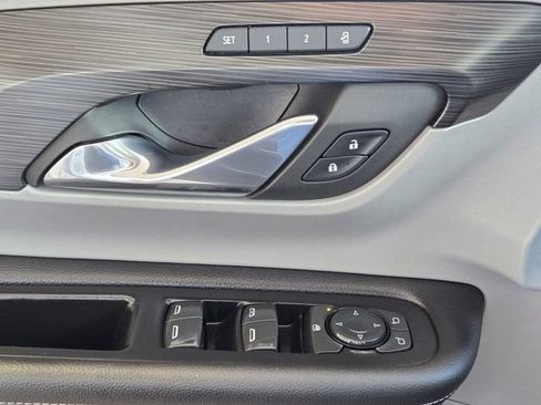 Certified 2023 GMC Terrain SLT w/ Tech Package image 28