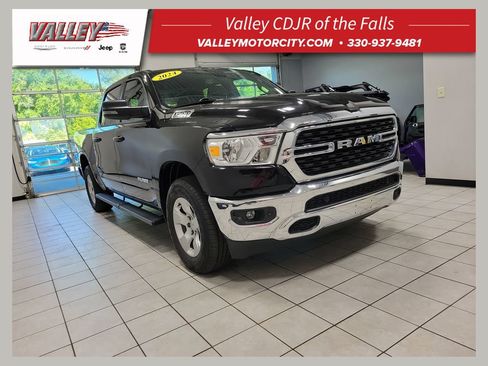 Used 2024 RAM 1500 Big Horn AWD/4WD image 1