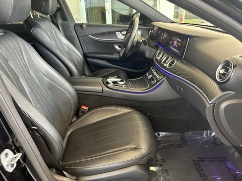 Used 2019 Mercedes-Benz E 300 image 22