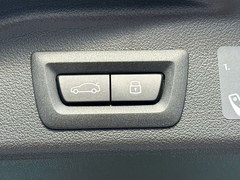 New 2026 BMW X5 sDrive40i w/ M Sport Package image 13