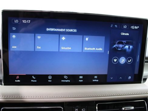 Used 2023 Lincoln Nautilus AWD w/ Premium Package image 32