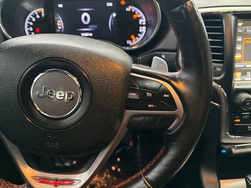 Used 2017 Jeep Grand Cherokee Trailhawk AWD/4WD image 27