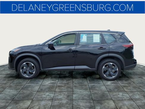 Used 2024 Nissan Rogue SV AWD/4WD image 6