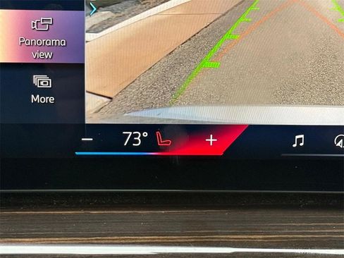 Used 2025 BMW X5 xDrive50e w/ Executive Package image 16