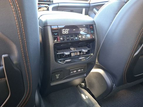 New 2026 Jeep Grand Cherokee L Summit image 8