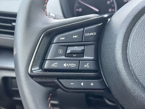 Certified 2025 Subaru Crosstrek 2.5i Limited w/ Crosstrek Mirror Package image 21