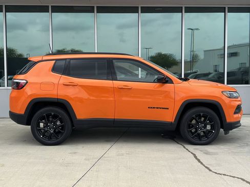New 2026 Jeep Compass Latitude AWD/4WD image 2