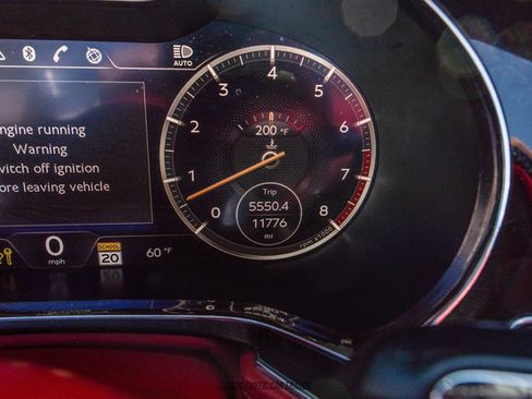 Used 2020 Bentley Continental GT V8 image 33