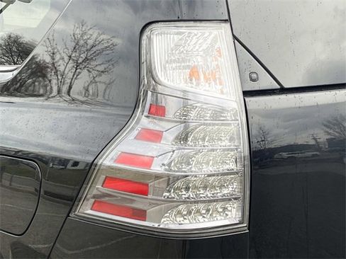 Used 2021 Lexus GX 460 Premium w/ Premium Package image 10