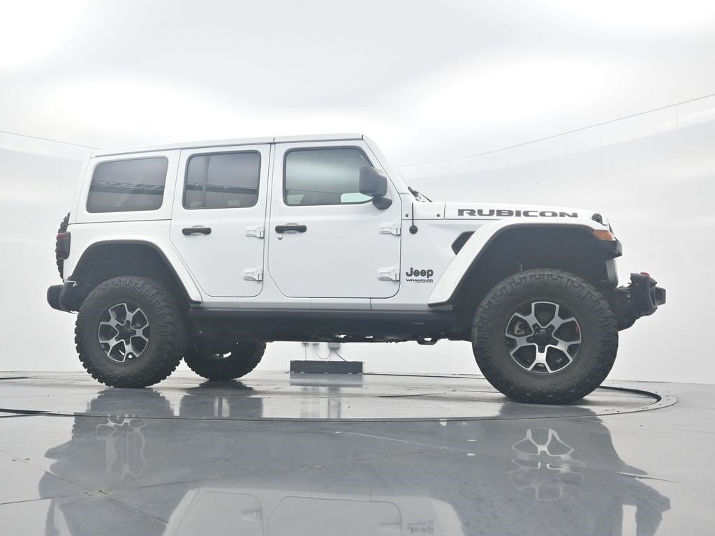 Used 2021 Jeep Wrangler Unlimited Rubicon w/ Dual Top Group AWD/4WD image 28