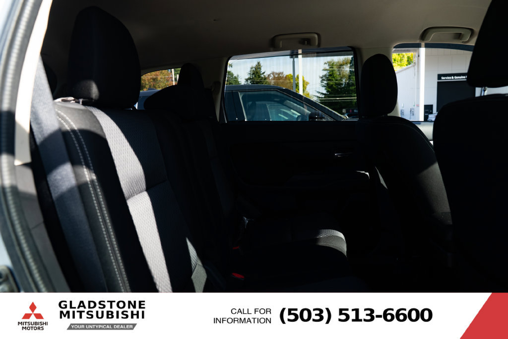 Used 2016 Mitsubishi Outlander SE FWD image 20