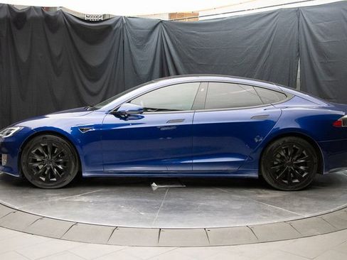 Used 2017 Tesla Model S 75 image 10
