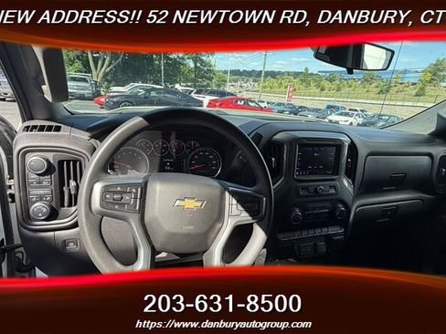 Used 2022 Chevrolet Silverado 1500 W/T w/ WT Value Package AWD/4WD image 17