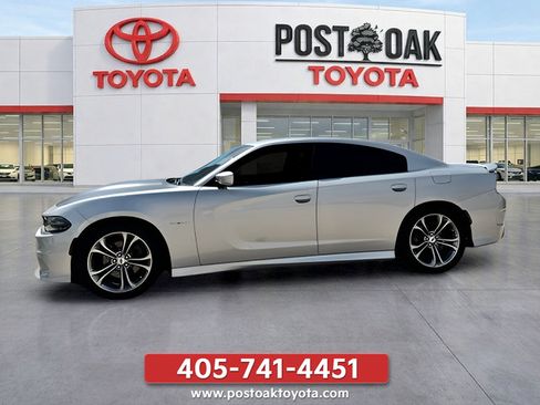 Used 2020 Dodge Charger R/T RWD image 5