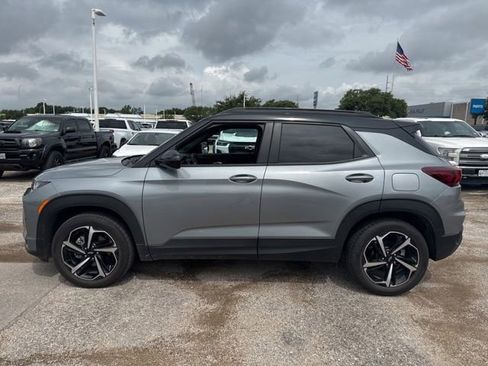 Used 2023 Chevrolet TrailBlazer RS w/ Convenience Package AWD/4WD image 5