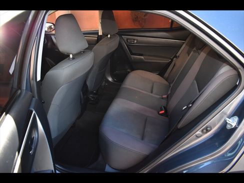 Used 2017 Toyota Corolla LE w/ Carpet Mat Package (TMS) FWD image 19
