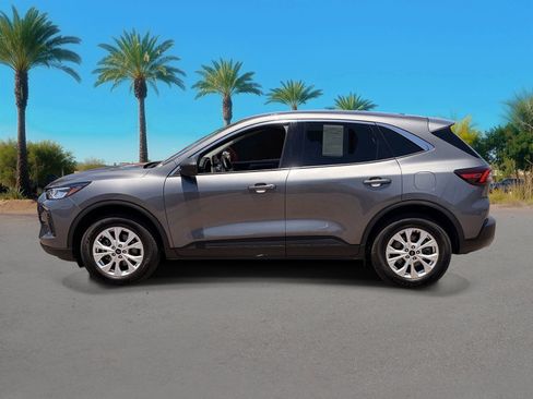 Certified 2024 Ford Escape Active AWD/4WD image 2