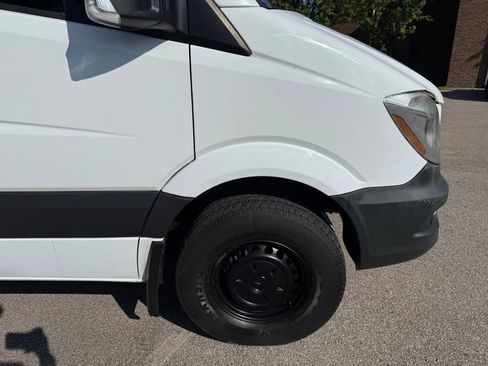 Used 2016 Mercedes-Benz Sprinter 2500 w/ Convenience Package image 34
