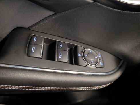 Used 2025 Buick Envision Sport Touring AWD/4WD image 29