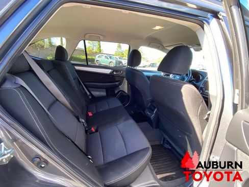 Used 2019 Subaru Outback 2.5i Premium AWD/4WD image 19