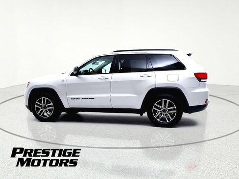 Used 2019 Jeep Grand Cherokee Trailhawk AWD/4WD image 4