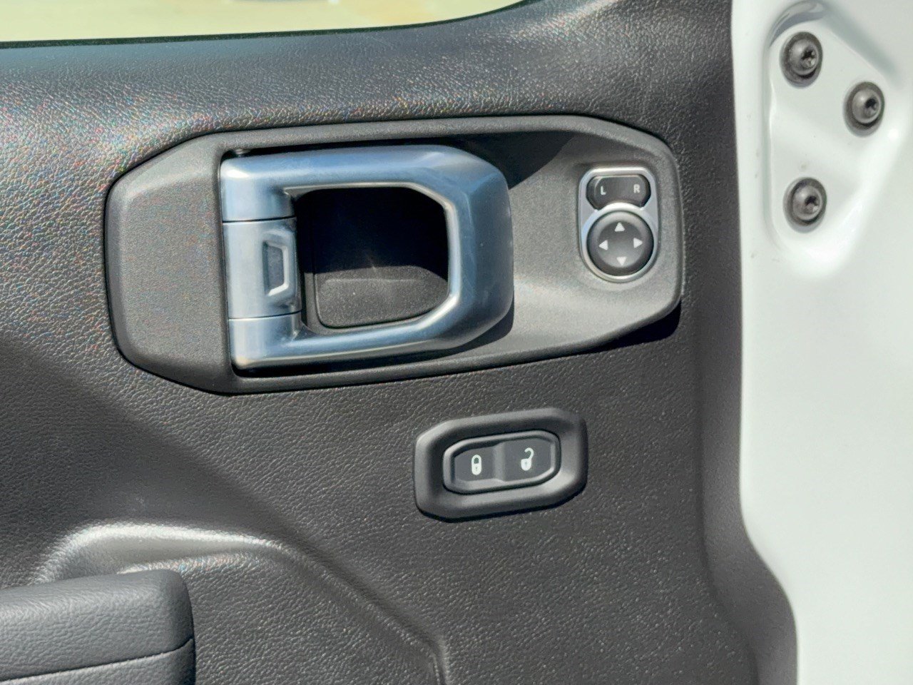 New 2027 Jeep Gladiator Rubicon AWD/4WD image 15