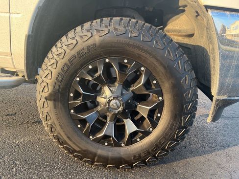 Used 2019 RAM 2500 Big Horn image 12