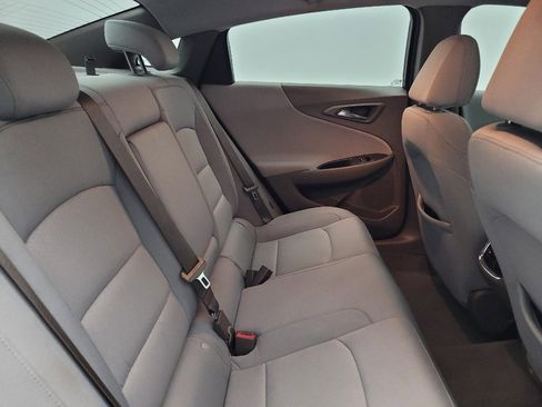 Used 2021 Chevrolet Malibu LT FWD image 19