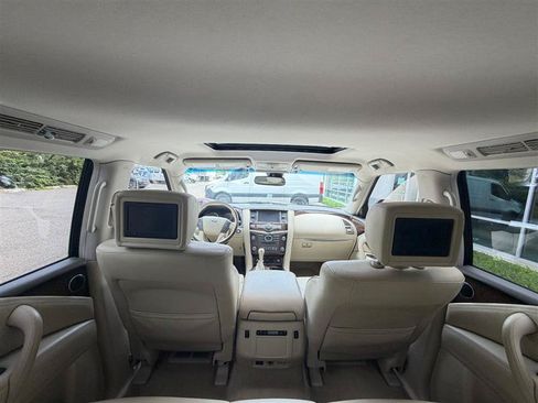 Used 2013 INFINITI QX56 4WD w/ Deluxe Touring Pkg image 41