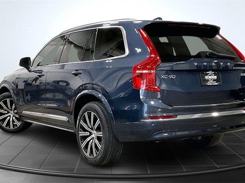 Certified 2024 Volvo XC90 B5 Core w/ Protection Package Premier image 14